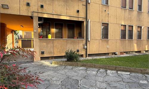 CENTRALISSIMO TRILOCALE CON BOX